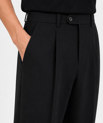 Single Pleat Straight Trousers